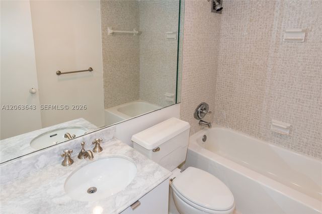 10101 E Bay Harbor Dr 404, Bay Harbor Islands, FL 33154
