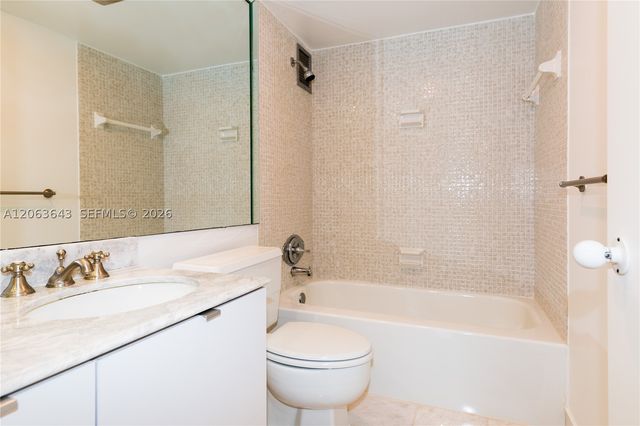 10101 E Bay Harbor Dr 404, Bay Harbor Islands, FL 33154
