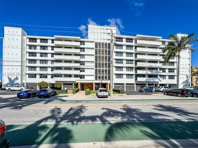 10101 E Bay Harbor Dr 404, Bay Harbor Islands, FL 33154
