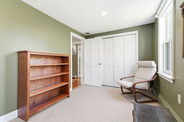 93 Chestnut St, Easton, MA 02356