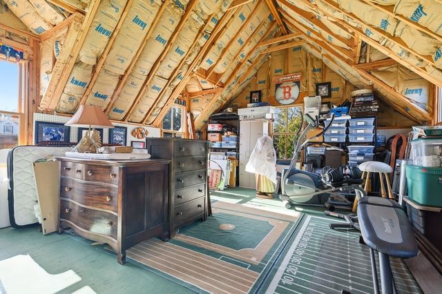 93 Chestnut St, Easton, MA 02356