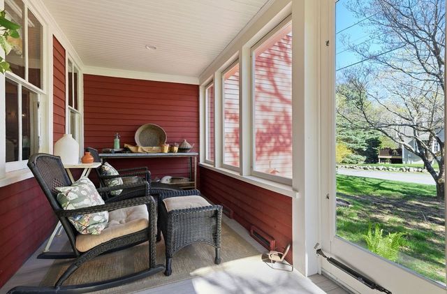 93 Chestnut St, Easton, MA 02356