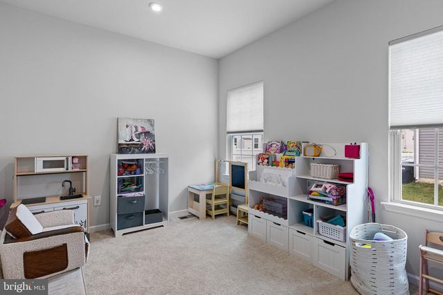 215 CRESCITA LN, Clayton, DE 19938
