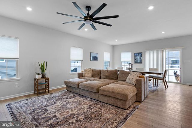 215 CRESCITA LN, Clayton, DE 19938