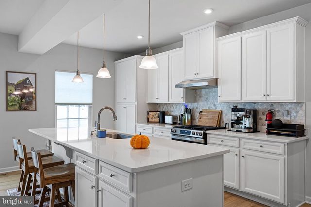 215 CRESCITA LN, Clayton, DE 19938
