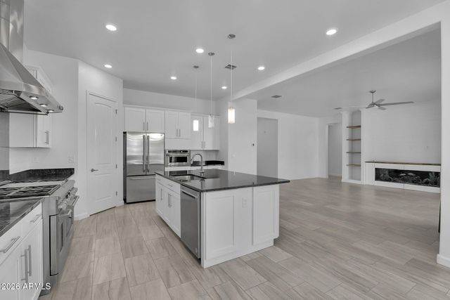 3200 S PINNACLE Drive, Chandler, AZ 85286