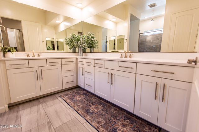 3200 S PINNACLE Drive, Chandler, AZ 85286