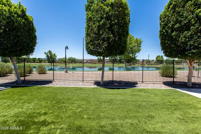 3200 S PINNACLE Drive, Chandler, AZ 85286