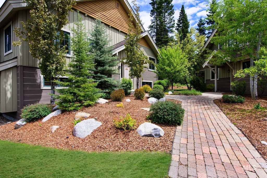 1339 Hearthstone Court, McCall, ID 83638