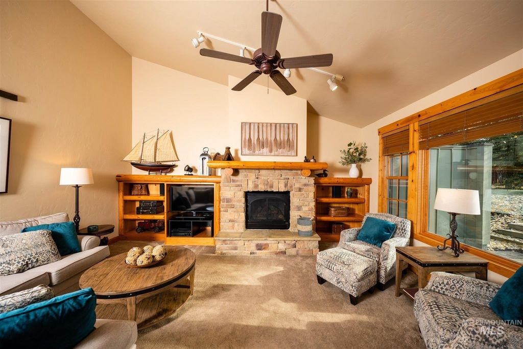 1339 Hearthstone Court, McCall, ID 83638 photo 2