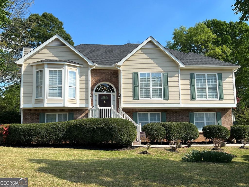 1625 Huntington Hill Trace, Buford, GA 30519