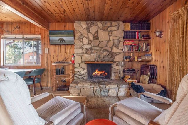 533 Villa Grove, Big Bear City, CA 92314