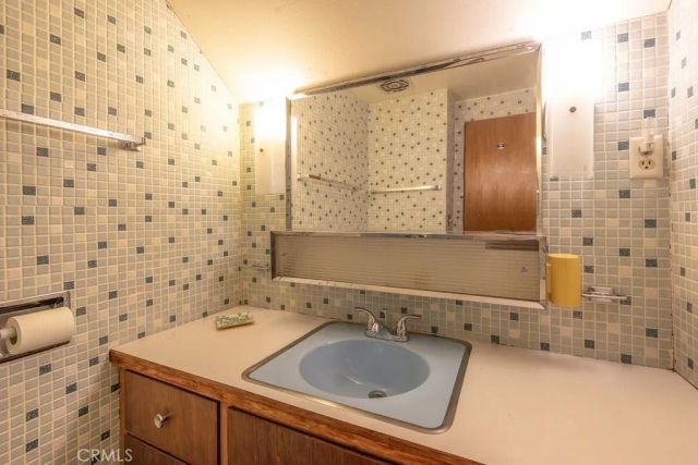 533 Villa Grove, Big Bear City, CA 92314