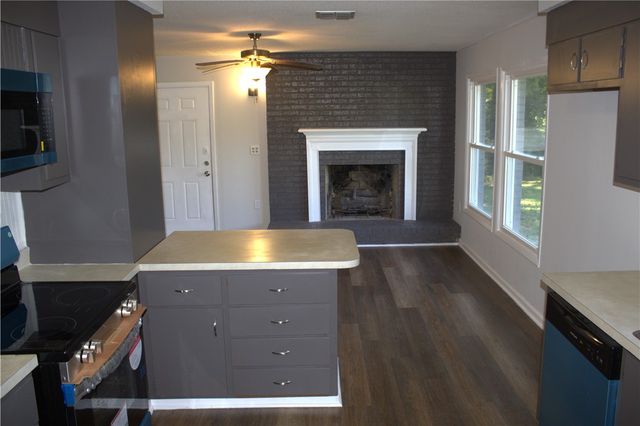 315 Wash Lesley Road, Pickens, SC 29671