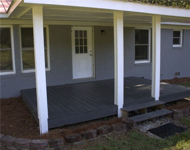 315 Wash Lesley Road, Pickens, SC 29671