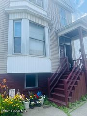 204 13th Street, Watervliet, NY 12189