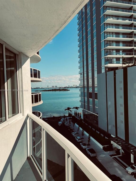 601 NE 23rd St 804, Miami, FL 33137