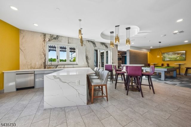 9 Farrand St, Bloomfield Twp., NJ 07003