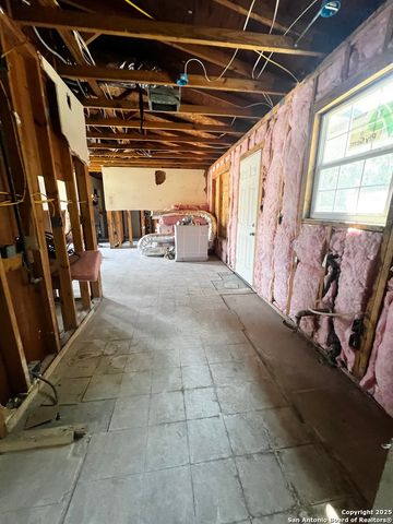 6522 Buena Vista, San Antonio, TX 78237