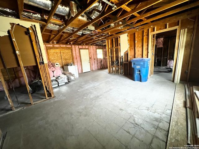 6522 Buena Vista, San Antonio, TX 78237