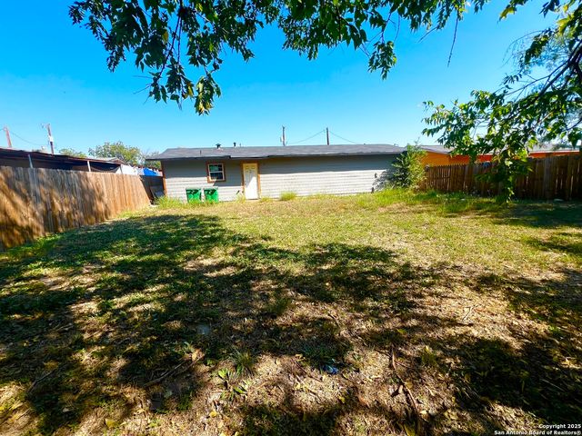 6522 Buena Vista, San Antonio, TX 78237