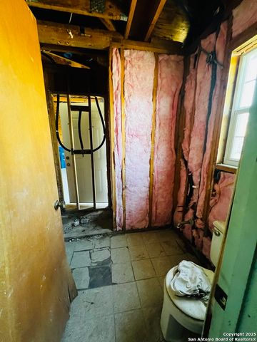 6522 Buena Vista, San Antonio, TX 78237