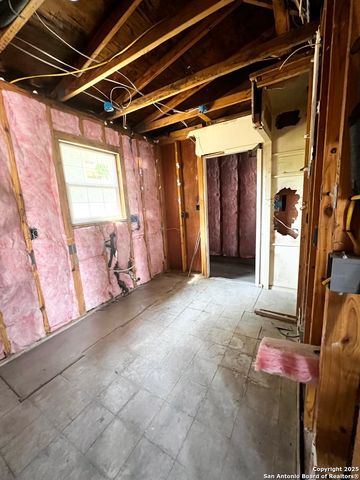 6522 Buena Vista, San Antonio, TX 78237