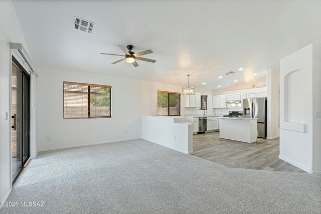 2391 E Stone Stable Drive, Oro Valley, AZ 85737