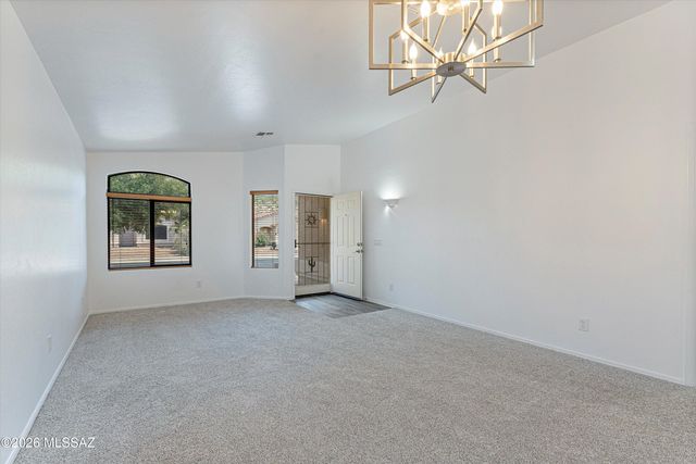 2391 E Stone Stable Drive, Oro Valley, AZ 85737