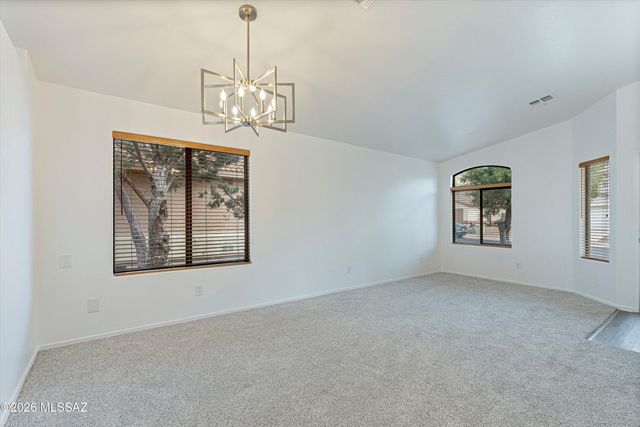 2391 E Stone Stable Drive, Oro Valley, AZ 85737