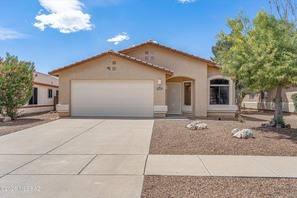 2391 E Stone Stable Drive, Oro Valley, AZ 85737