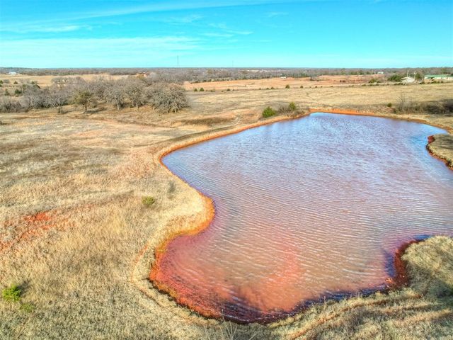 00 E 1060 Road, Mcloud, OK 74851