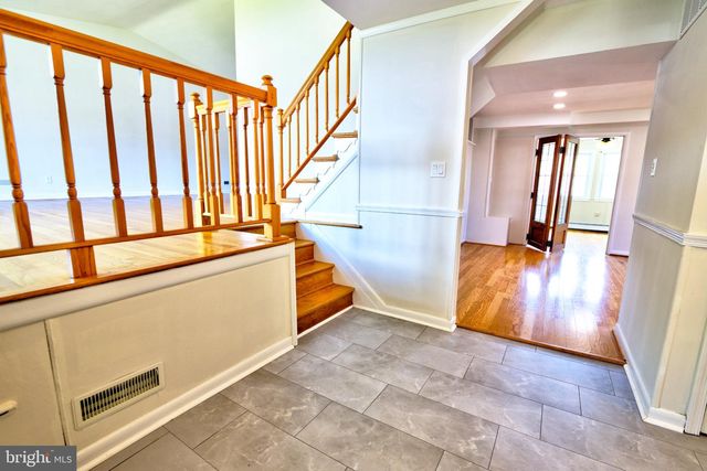 214 BRACKENWOOD CT, Lutherville Timonium, MD 21093