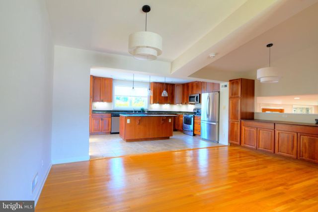 214 BRACKENWOOD CT, Lutherville Timonium, MD 21093