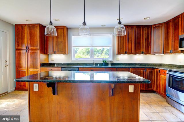 214 BRACKENWOOD CT, Lutherville Timonium, MD 21093