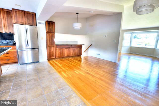 214 BRACKENWOOD CT, Lutherville Timonium, MD 21093