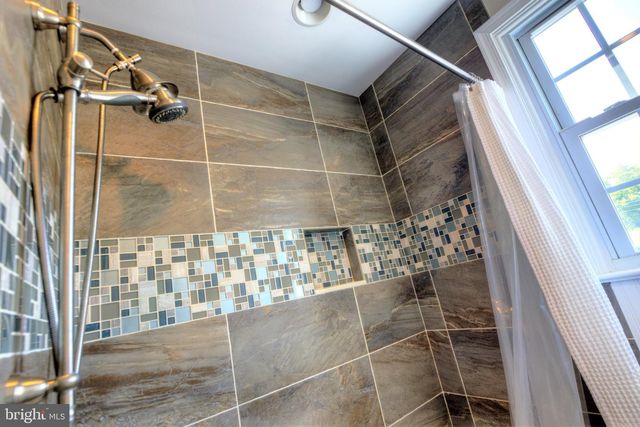 214 BRACKENWOOD CT, Lutherville Timonium, MD 21093