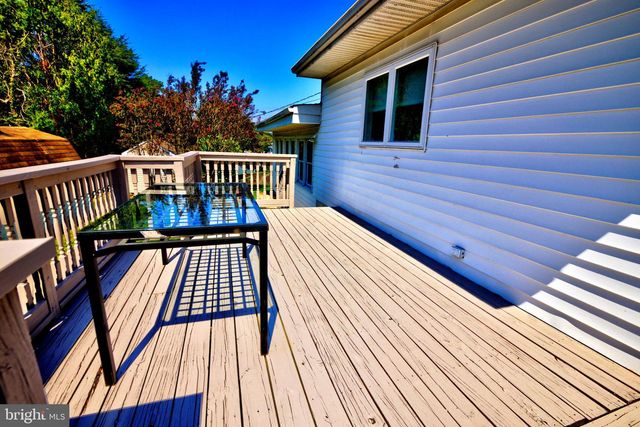 214 BRACKENWOOD CT, Lutherville Timonium, MD 21093
