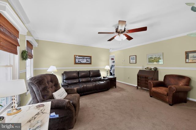 233 SNYDER RD, Pottstown, PA 19464