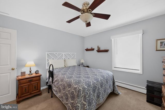 233 SNYDER RD, Pottstown, PA 19464