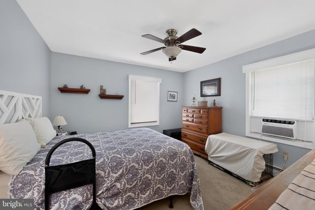 233 SNYDER RD, Pottstown, PA 19464