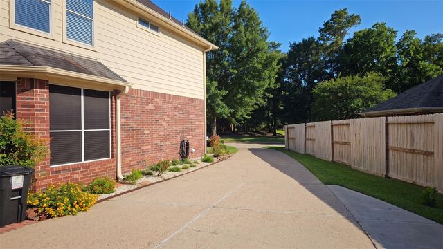 17418 Granberry Gate Drive, Tomball, TX 77377
