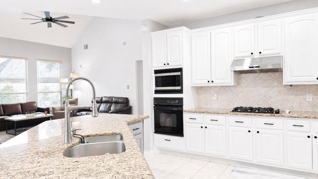 17418 Granberry Gate Drive, Tomball, TX 77377