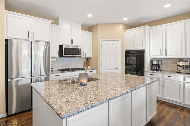 6106 Andover Wood Road, Las Vegas, NV 89113