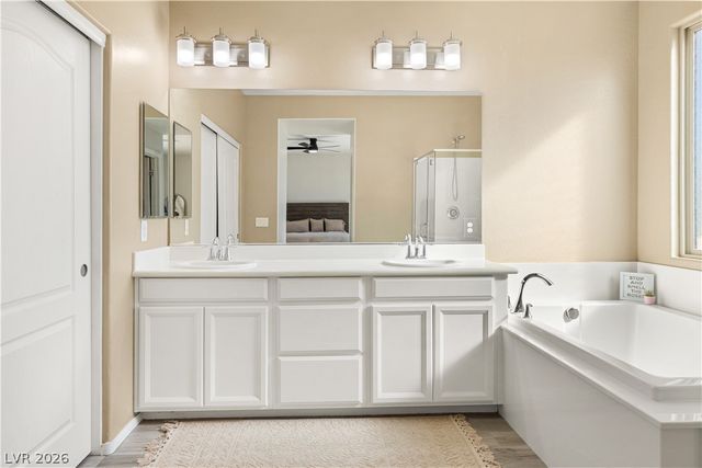 6106 Andover Wood Road, Las Vegas, NV 89113
