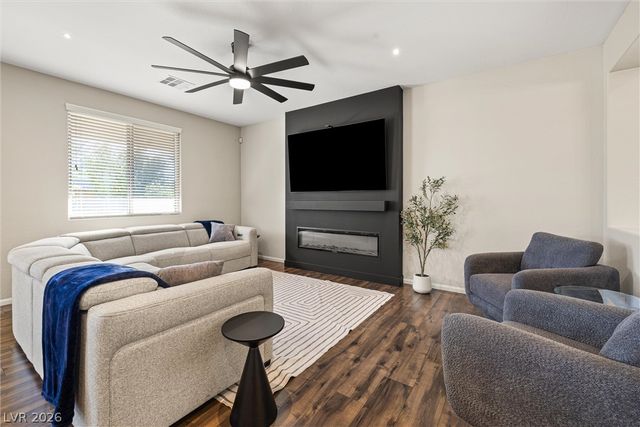 6106 Andover Wood Road, Las Vegas, NV 89113