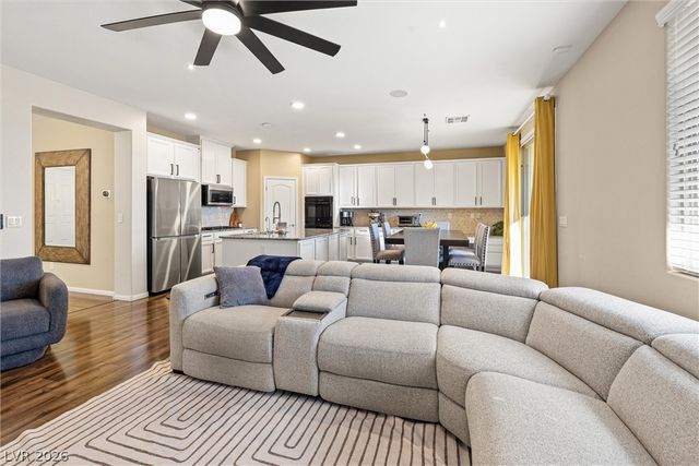 6106 Andover Wood Road, Las Vegas, NV 89113