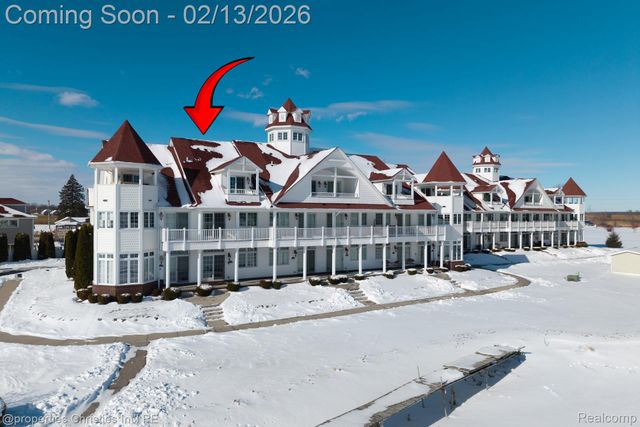 9996 Tashmoo Lane 2, Clay Township, MI 48001