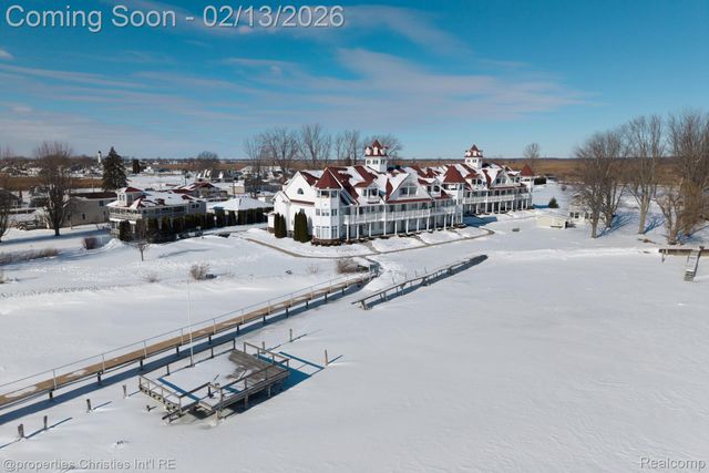 9996 Tashmoo Lane 2, Clay Township, MI 48001