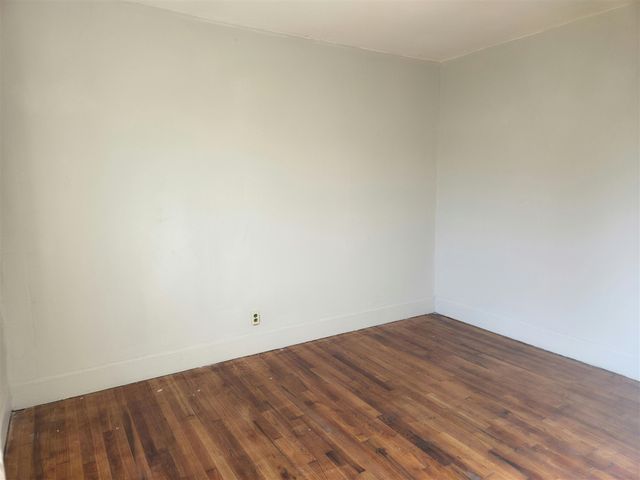 3742 W Grand Street, Detroit, MI 48238